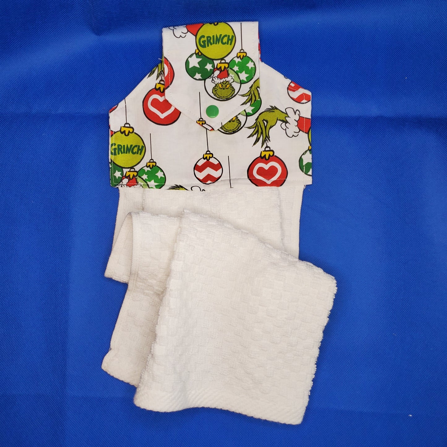 Kitchen Towel / Snap Tab hanging towel / Grinch - Ornaments